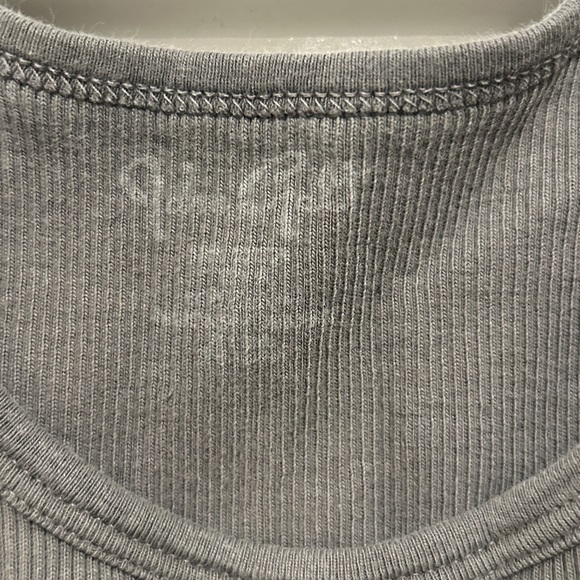Brandy Melville/John Galt Gray Ribbed Women's Tank Top - Picture 3 of 3